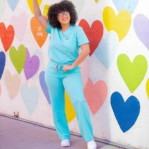 Figs Livingston - Petite Basic Scrub Pants - Fresh Aqua *LIMITED EDITION COLOR*